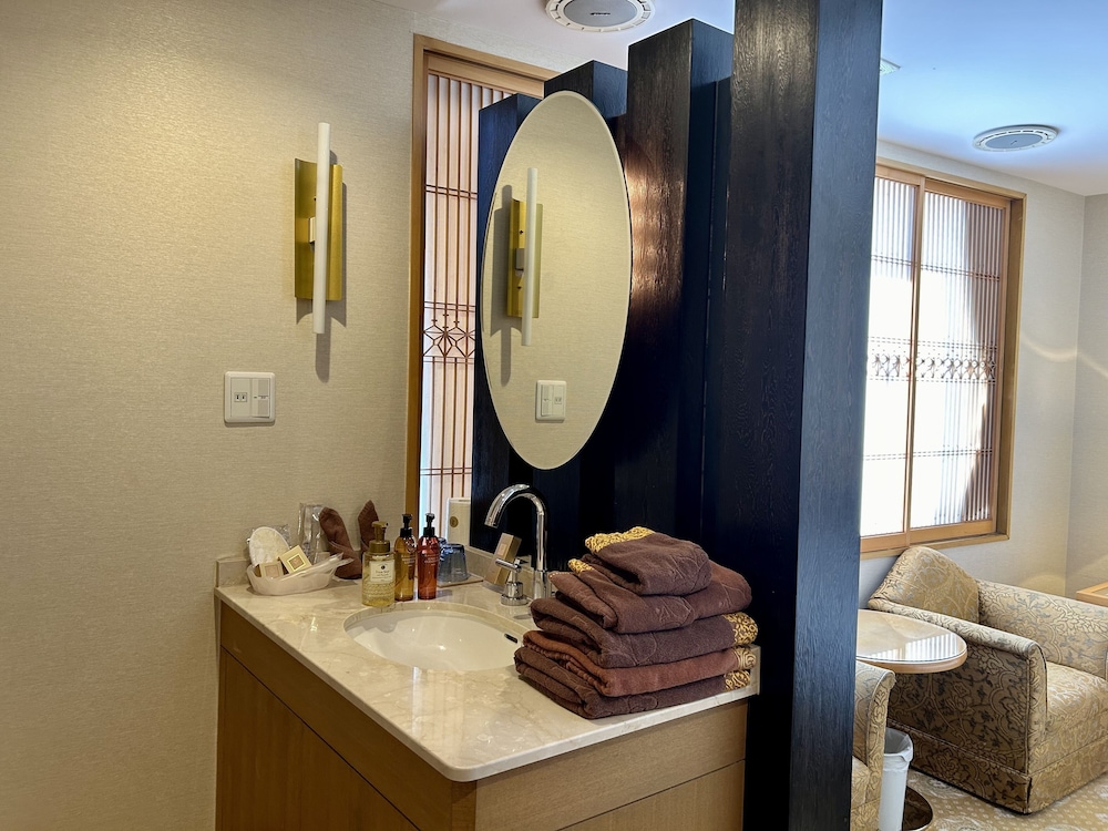 デラックス ルーム ジェットバス バスルーム1 | ホテルピュリッツァー自由が丘