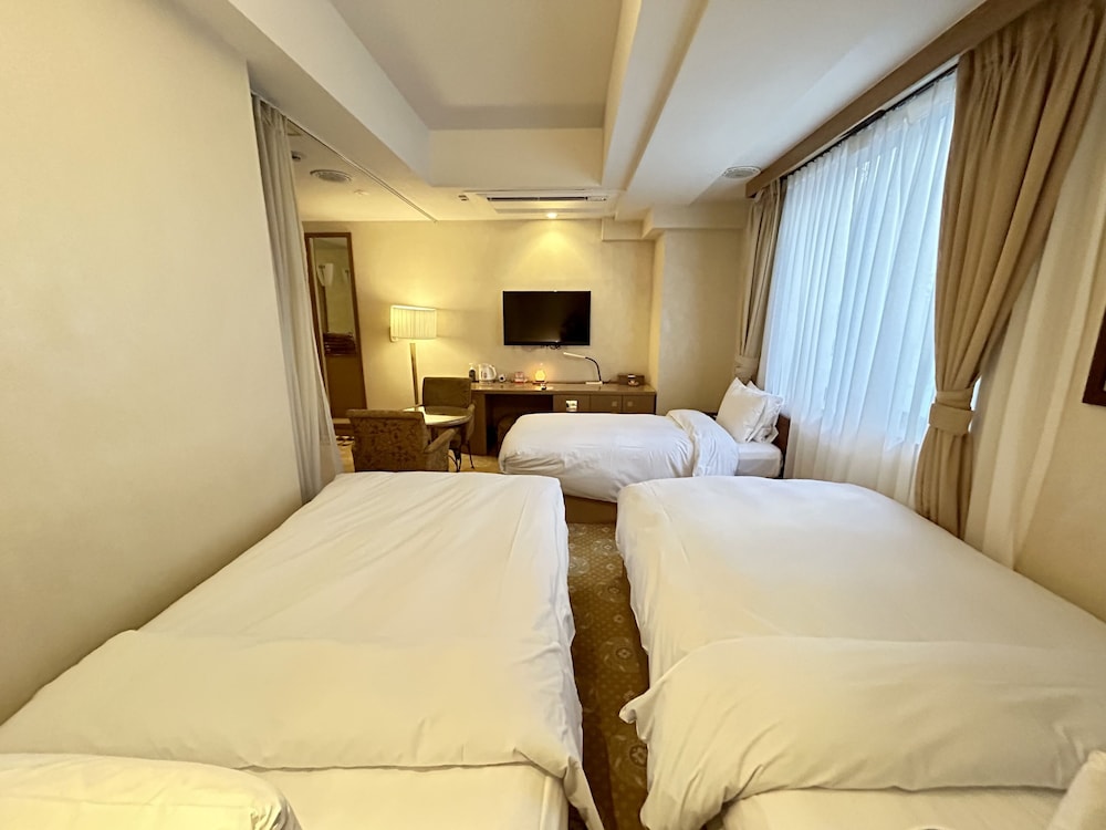 トリプルルーム 客室2 | ホテルピュリッツァー自由が丘