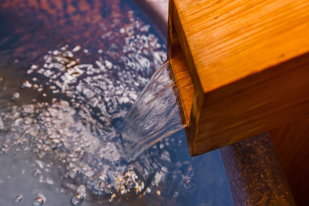 [オーシャンビュー] 露天風呂付き特別和洋室 禁煙 バスルーム1 | 亀の井ホテル 焼津