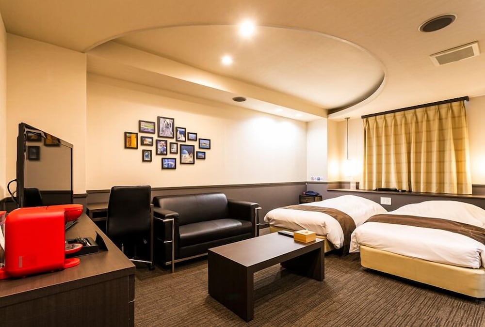 スーペリアツインルーム 禁煙 | HOTEL DOUBLE Funabashi