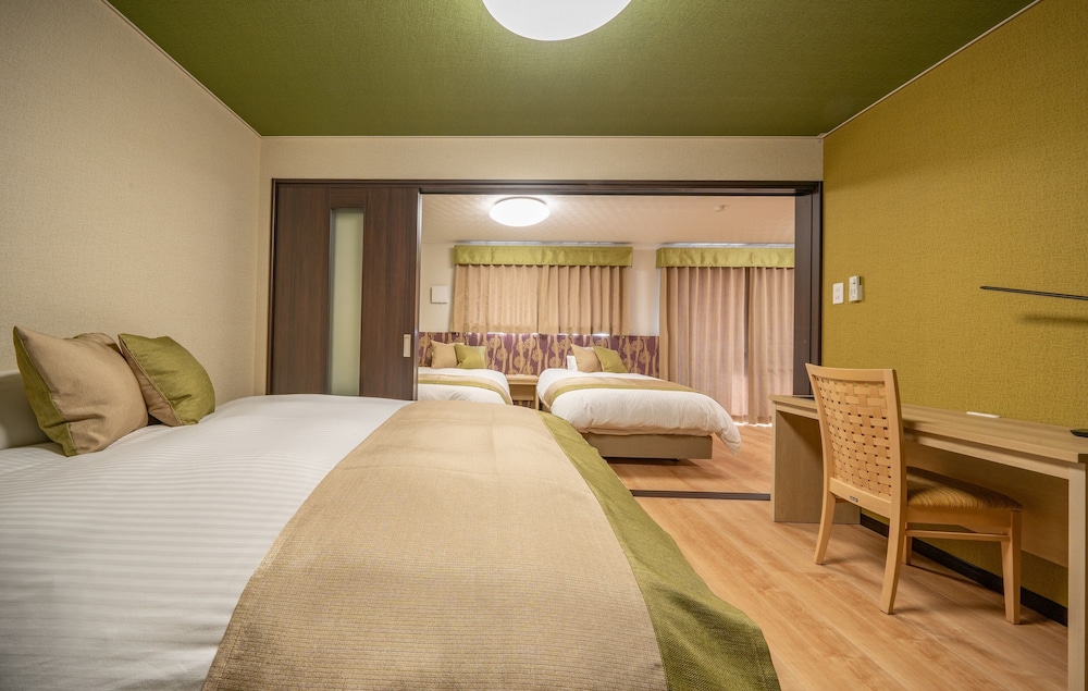 デラックス スイート 禁煙 客室1 | レジデンスホテル高山駅前
