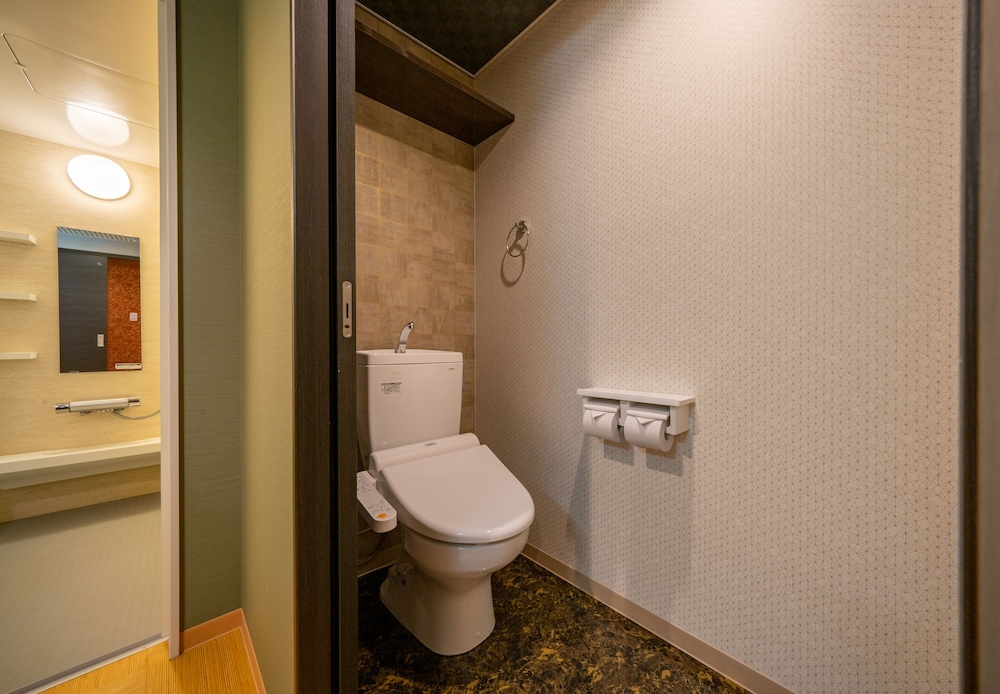 デラックス スイート 禁煙 客室6 | レジデンスホテル高山駅前