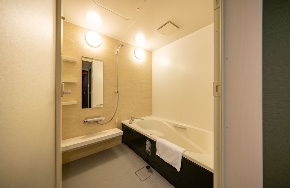 デラックス スイート 禁煙 バスルーム0 | レジデンスホテル高山駅前