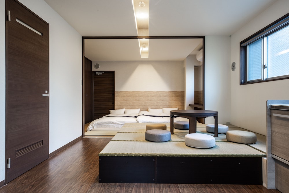 スタジオアパートメント 和洋室 リビング エリア1 | 宿坊 正伝寺