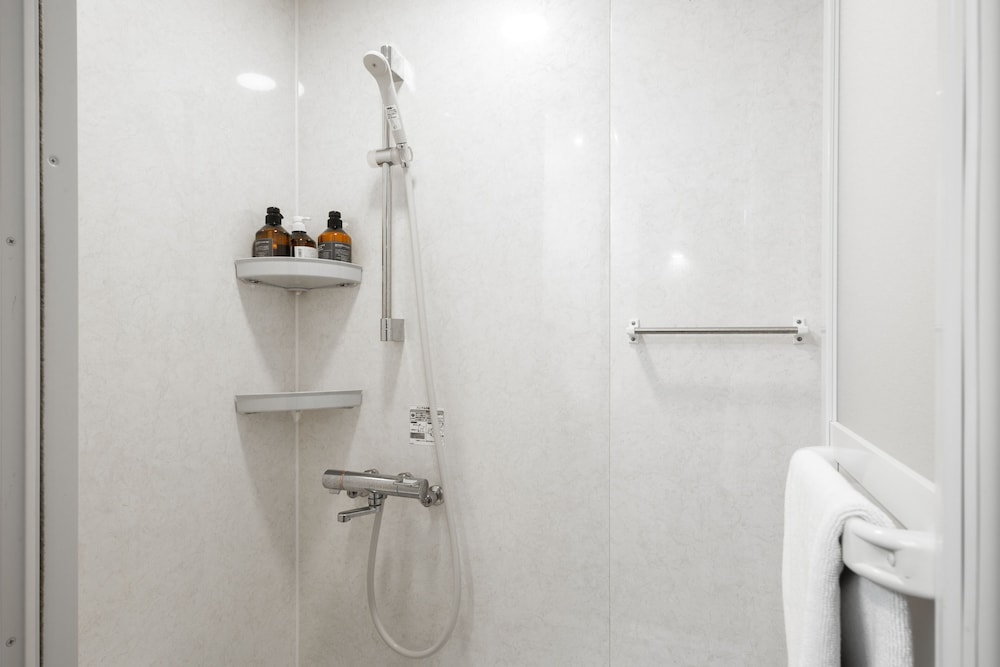 スタジオアパートメント 和洋室 バスルーム2 | 宿坊 正伝寺