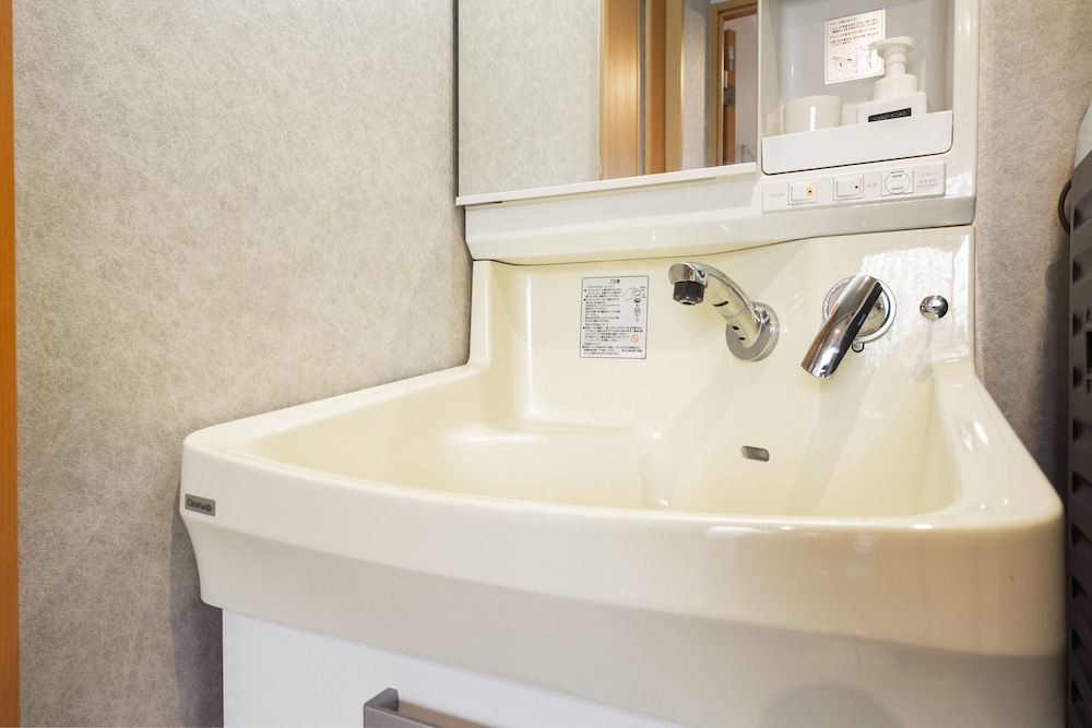 スタジオアパートメント 和洋室 バスルーム0 | 宿坊 正伝寺