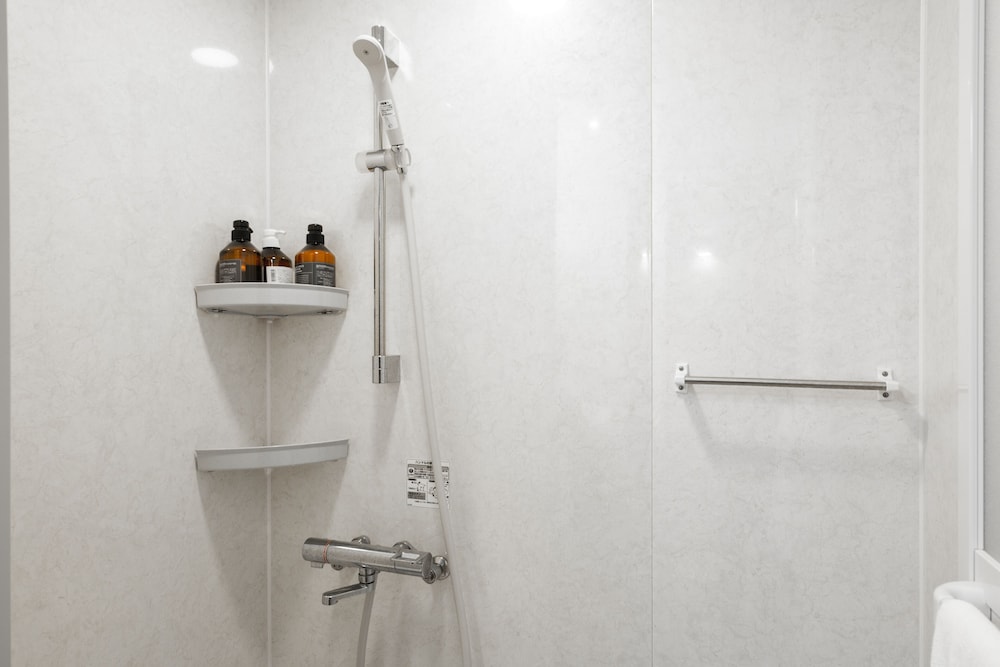 スタジオアパートメント 和洋室 バスルーム3 | 宿坊 正伝寺