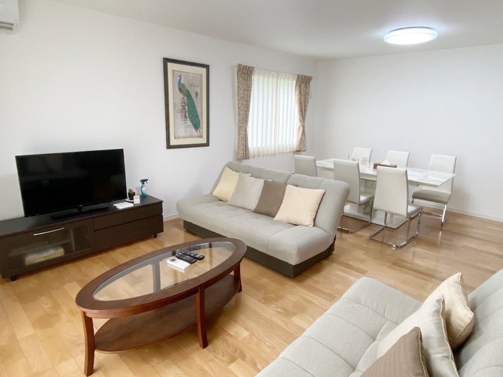 2ベッドルーム ヴィラ 客室4 | 宮古島ヴィラ シャルル