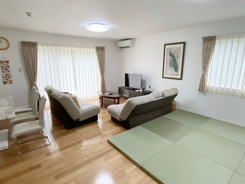 2ベッドルーム ヴィラ 客室2 | 宮古島ヴィラ シャルル