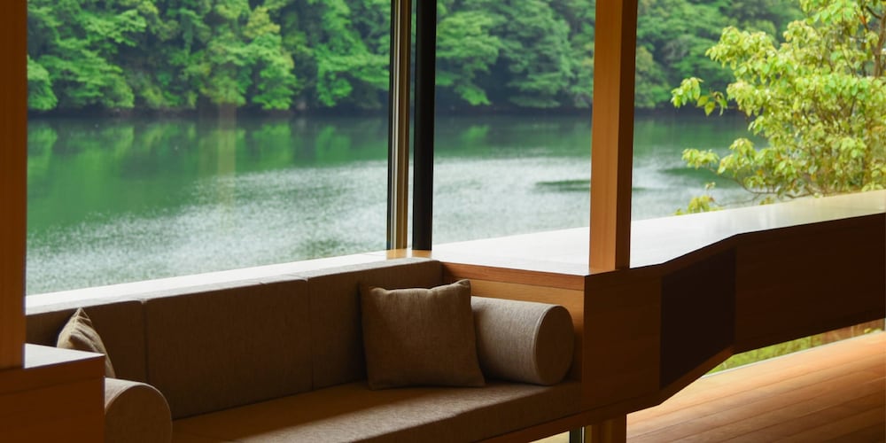 ウエスタン 客室3 | 湖畔遊