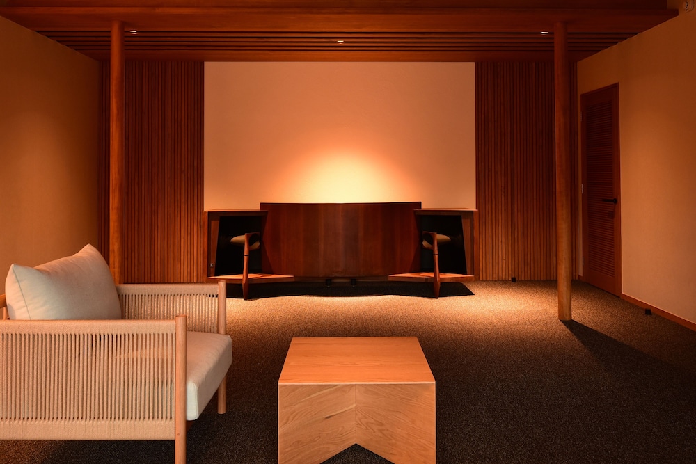 パラゴン 客室0 | 湖畔遊