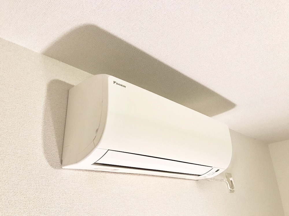 冷房1 | Local Tenjin House 冷房1 | Local Tenjin House