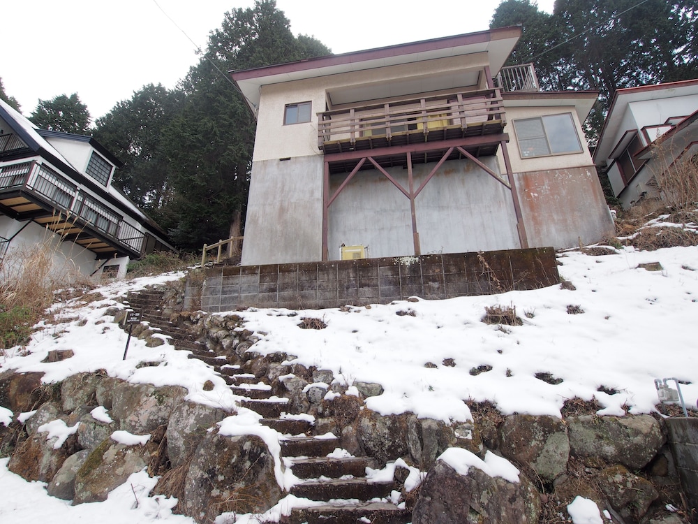 メインイメージ | ATAMI COTTAGE 6 PEOPLE WITH FREE PARKING!