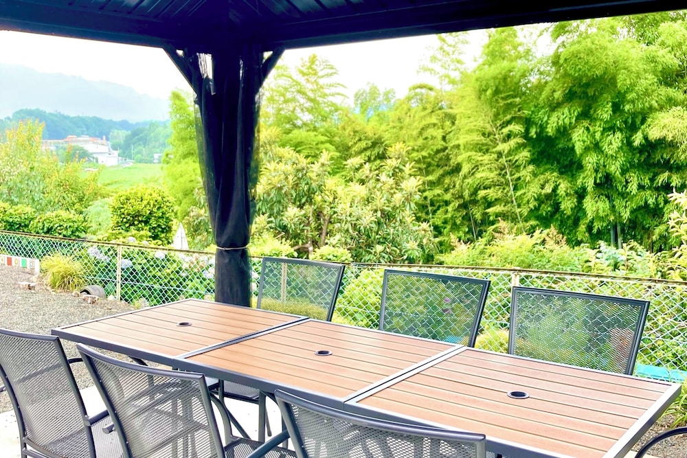 貸別荘「みつ葉邸」定員16名 禁煙 テラス / パティオ7 | みつば邸