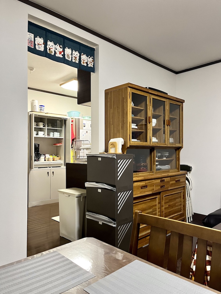 貸別荘「みつ葉邸」定員12名 専用キッチン3 | みつば邸