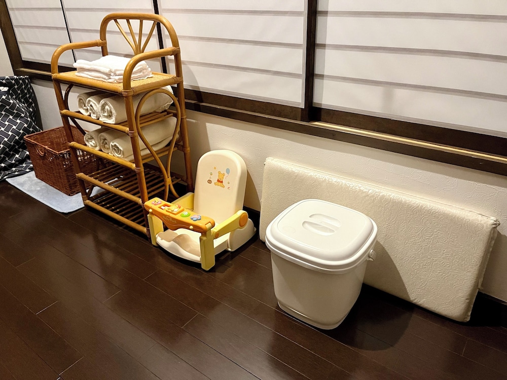 貸別荘「みつ葉邸」定員12名 客室10 | みつば邸
