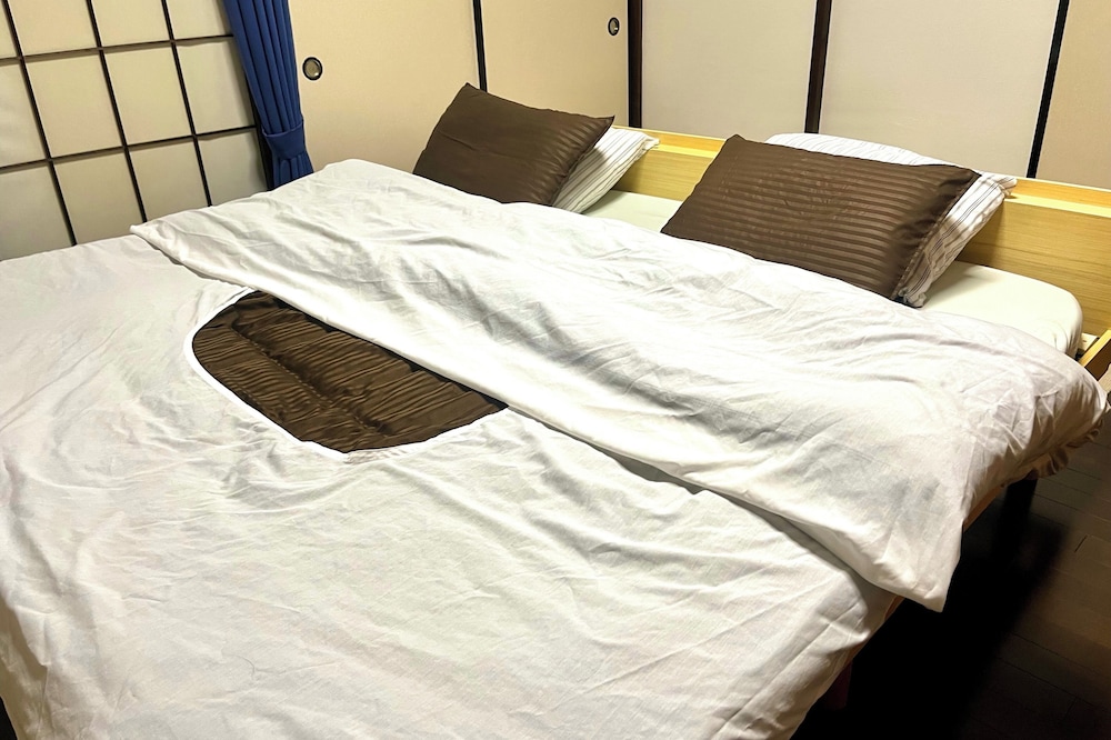 貸別荘「みつ葉邸」定員16名 禁煙 客室8 | みつば邸