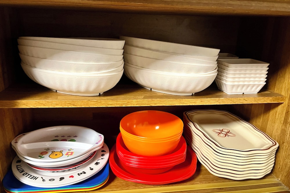 貸別荘「みつ葉邸」定員16名 禁煙 専用キッチン9 | みつば邸