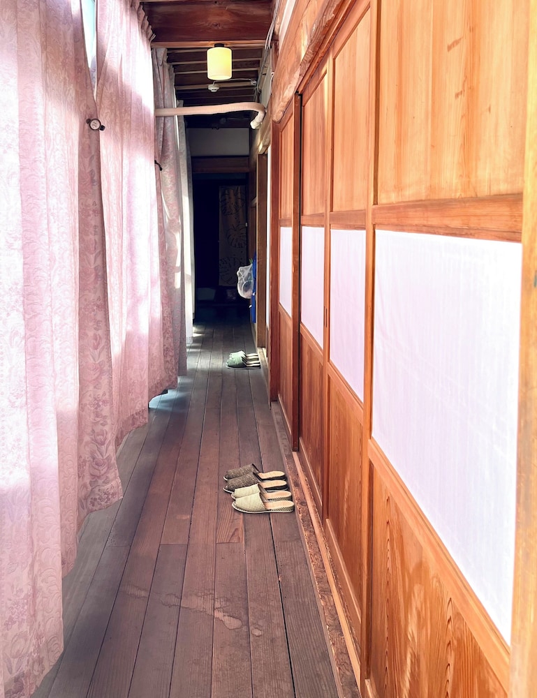 貸別荘「きよみず邸」１階貸切、近隣天然温泉、伊香保・榛名30分、年中BBQ・雨天OK! 最大20名 禁煙 客室7 | きよみず邸