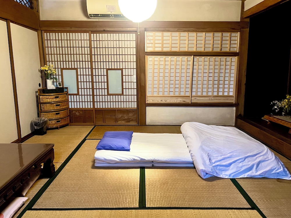 貸別荘「きよみず邸」１階貸切、近隣天然温泉、伊香保・榛名30分、年中BBQ・雨天OK! 最大20名 禁煙 客室7 | きよみず邸