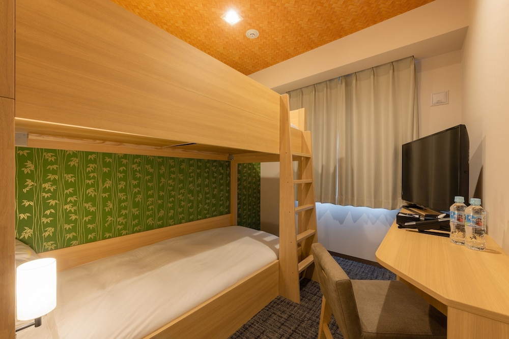 バンクツイン (2段ベッド1台) 禁煙 | トーセイホテル ココネ浅草蔵前