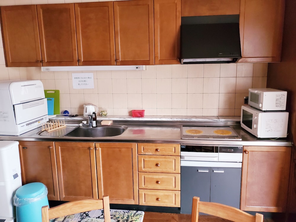 和室 (303) 専用キッチン1 | Guesthouse Ivy