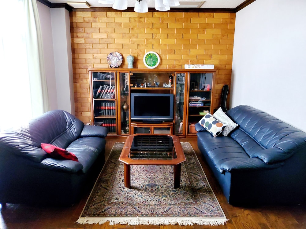 和室 (303) リビング エリア0 | Guesthouse Ivy