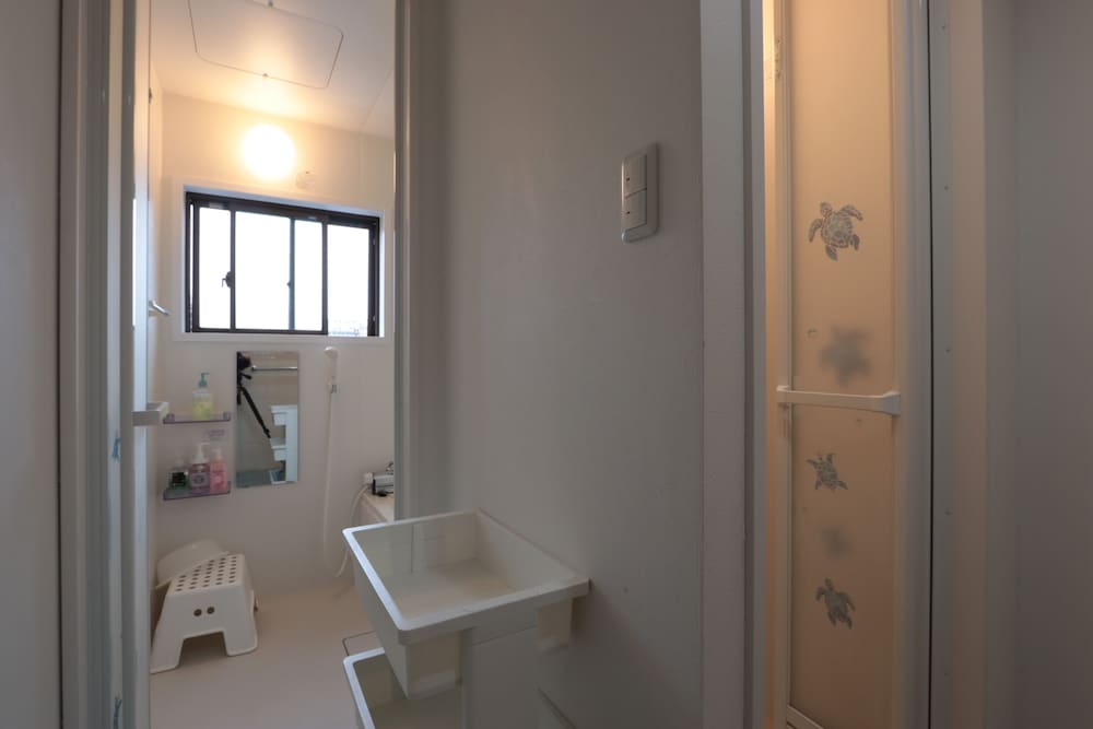 和室 (303) 共用バスルーム0 | Guesthouse Ivy