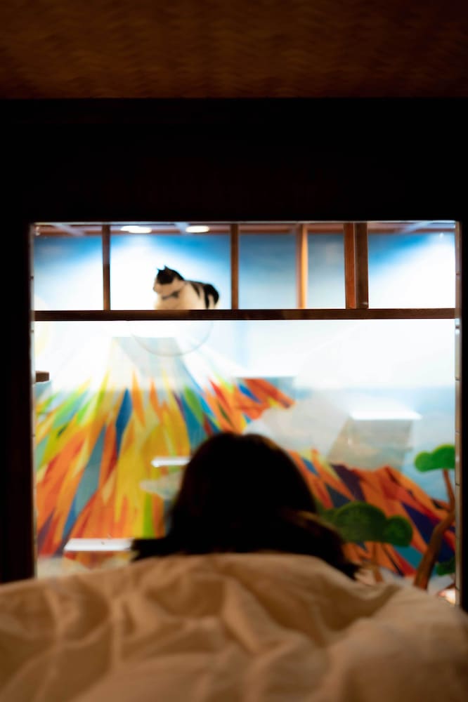 客室1 | ねこ浴場 & ねこ旅籠 保護猫カフェ ネコパプリック大阪 客室1 | ねこ浴場 & ねこ旅籠 保護猫カフェ ネコパプリック大阪