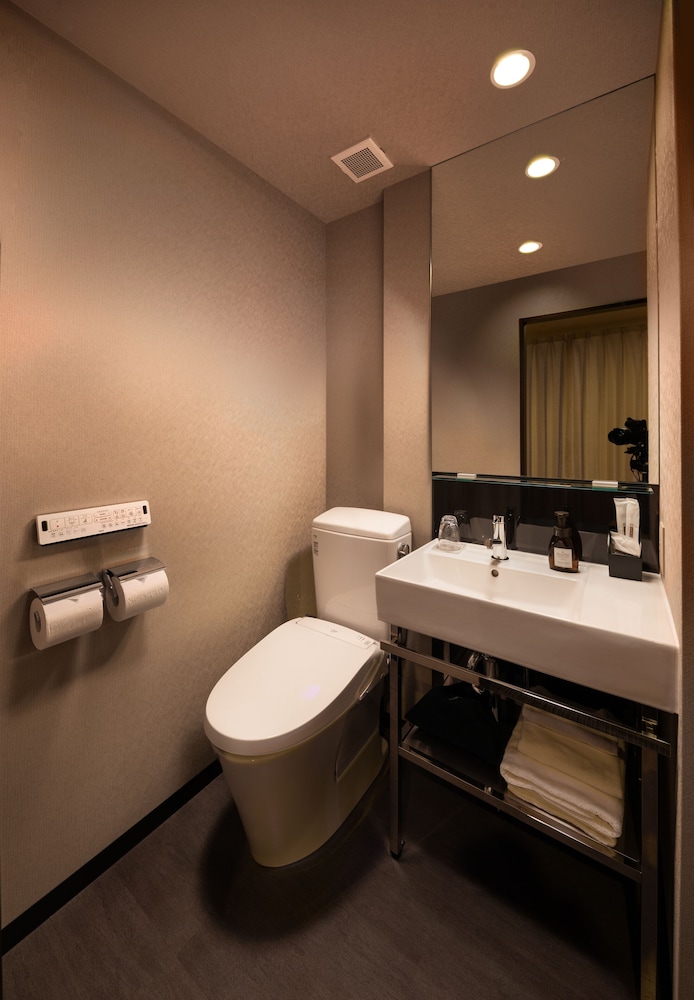 ダブルルーム 客室の設備とサービス0 | Connect inn 七条鴨川