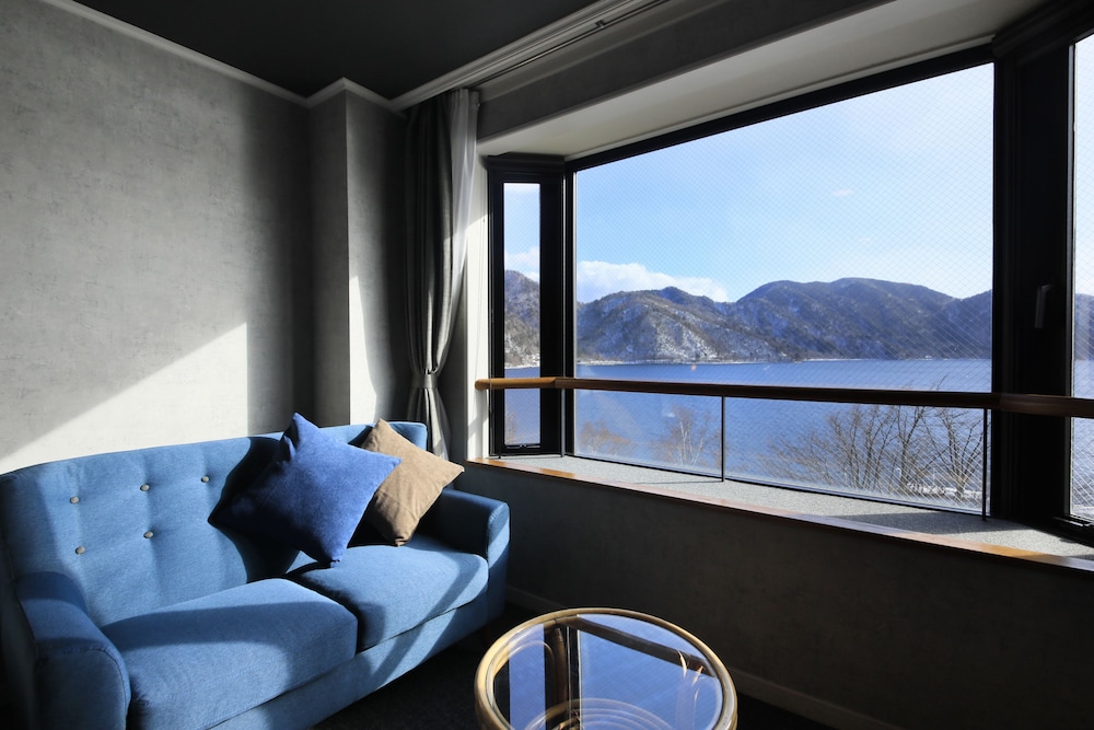 コンフォート ツインルーム シングルベッド 2 台 客室2 | ゆとりろ日光