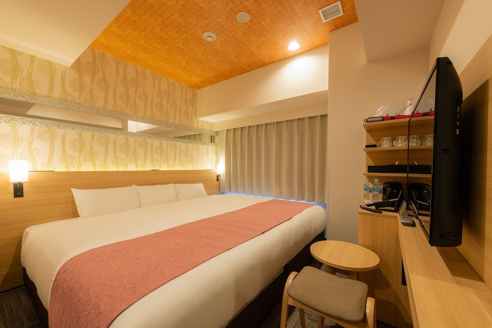 ラージキング 禁煙 客室1 | トーセイホテル ココネ上野御徒町