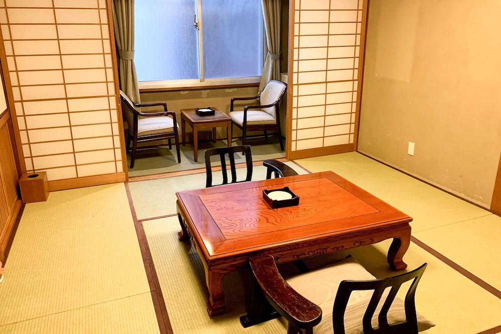 3人部屋 | Tabist 割烹旅館 おおりや 高知