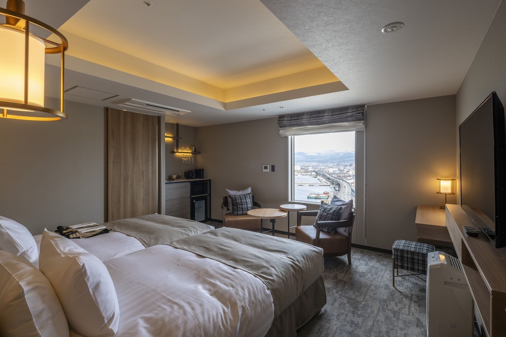ラグジュアリー ツインルーム 禁煙 客室3 | 東急ステイ函館朝市 灯の湯