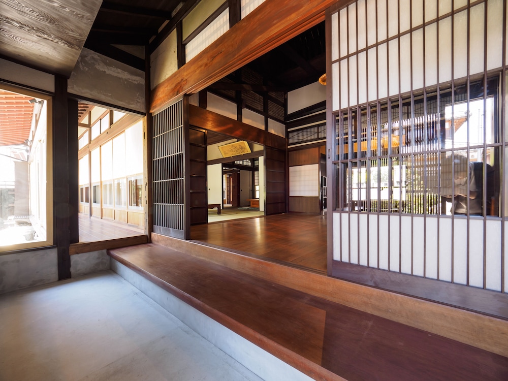 内部エントランス1 | 竹生優庵