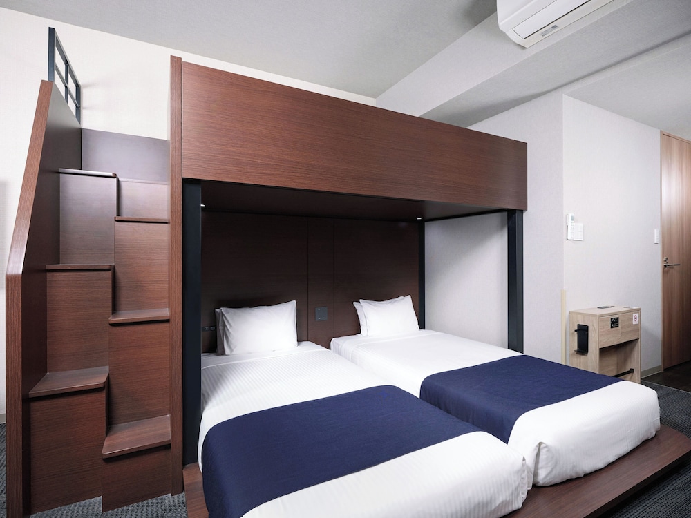 スーペリアファミリールーム 禁煙 (5名迄) 客室4 | MONday Apart 上野新御徒町