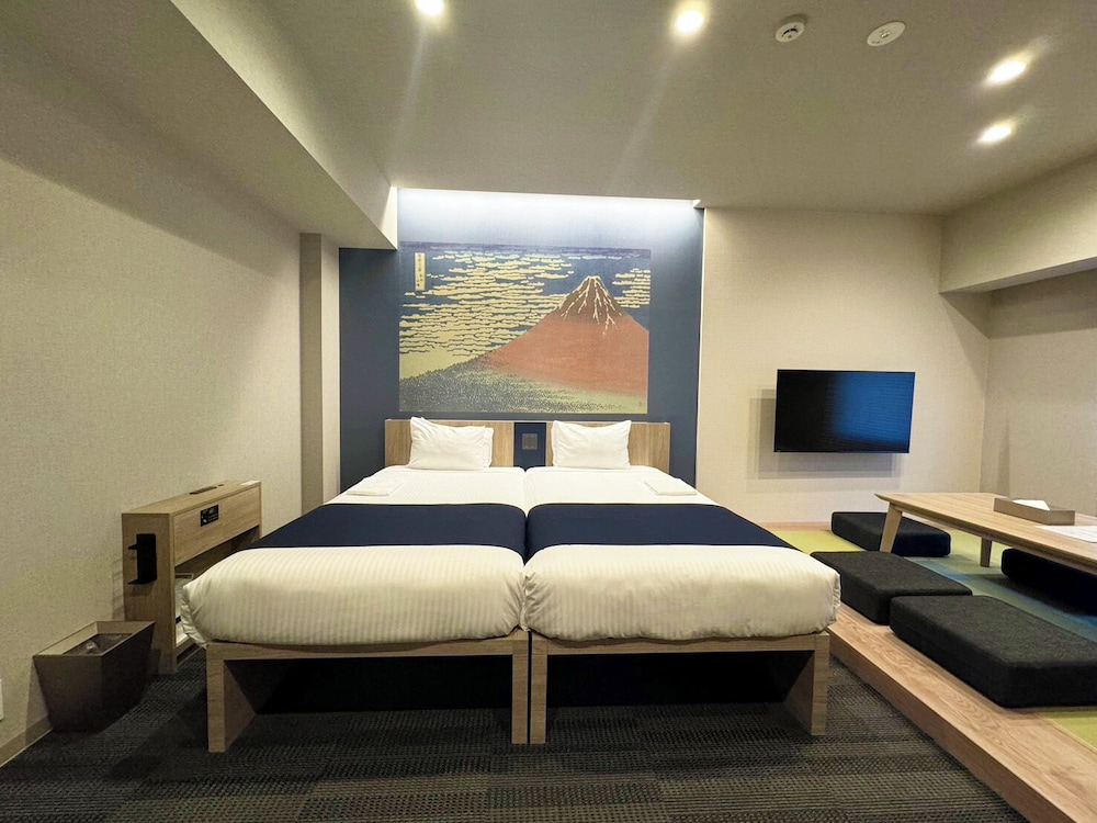 デラックスジャパニーズルーム 禁煙 (6名迄) 客室2 | MONday Apart 上野新御徒町