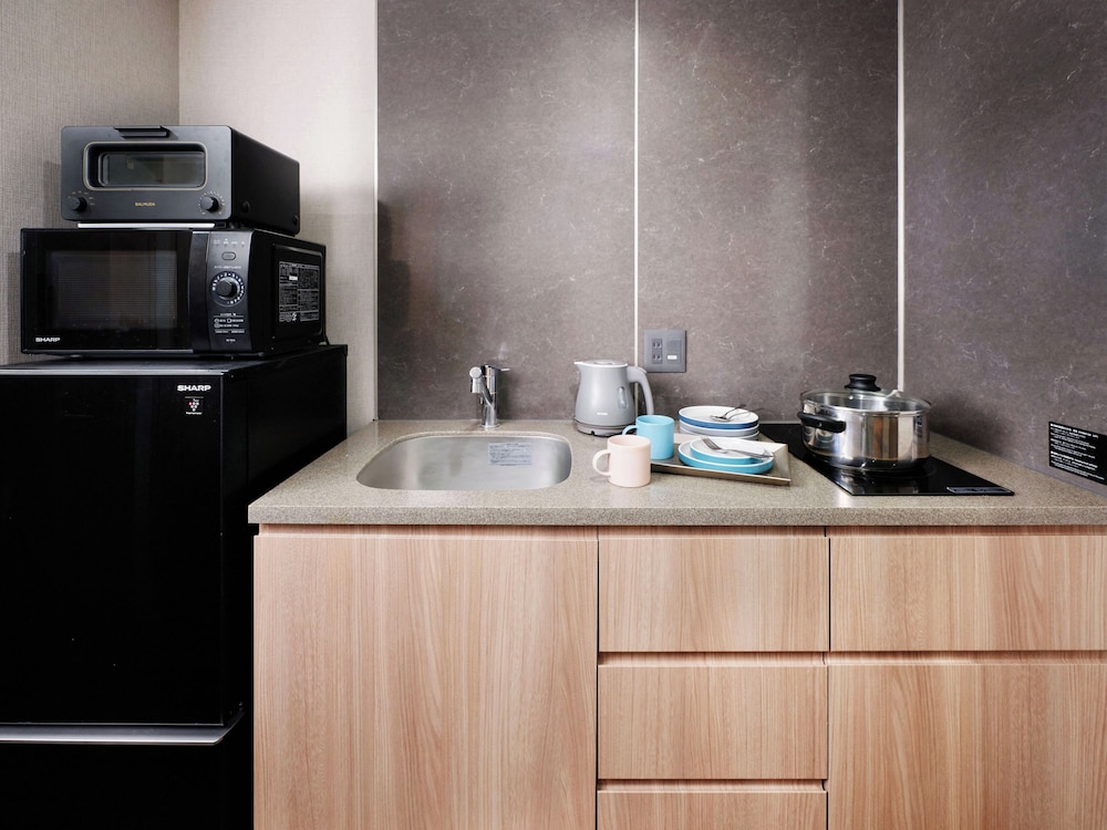 スーペリアファミリールーム 禁煙 (5名迄) 専用簡易キッチン0 | MONday Apart 上野新御徒町