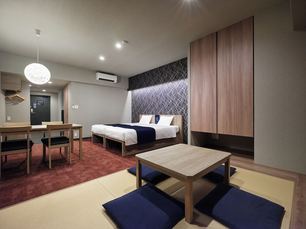 デラックス ジャパニーズルーム 客室6 | MONday Apart 日本橋人形町 (旧 : MONday Apart 日本橋水天宮前)