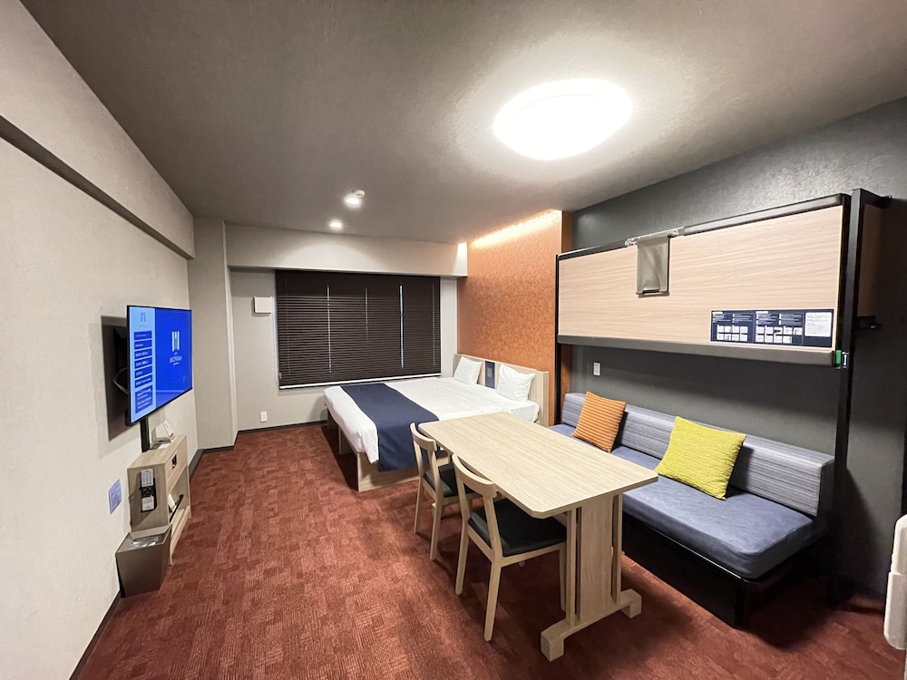 スーペリアキングルーム 客室1 | MONday Apart 日本橋人形町 (旧 : MONday Apart 日本橋水天宮前)
