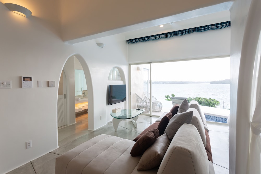 ミコノス（Type B 露天風呂付き・大人定員４名） 客室1 | Yuki Suite Kourijima