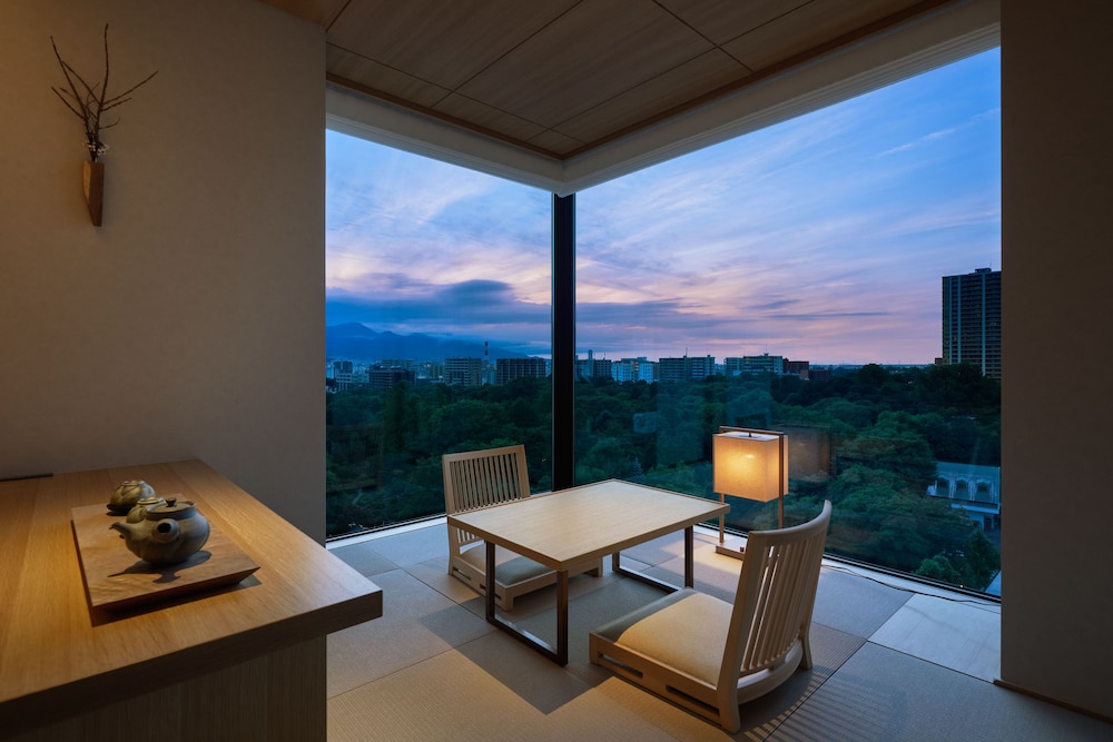 禁煙 コーナーダブルルーム シャワートイレ付 最大2名まで 客室2 | ONSEN RYOKAN 由縁 札幌