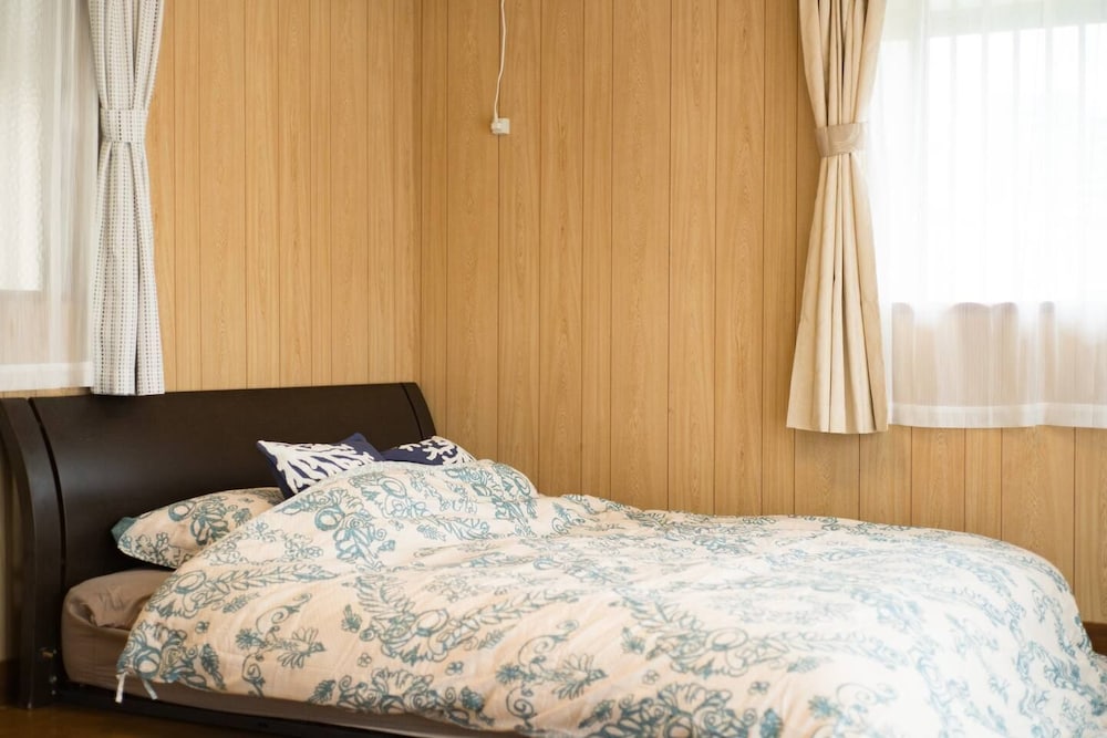 一棟貸し 客室22 | Naha Tomarin House