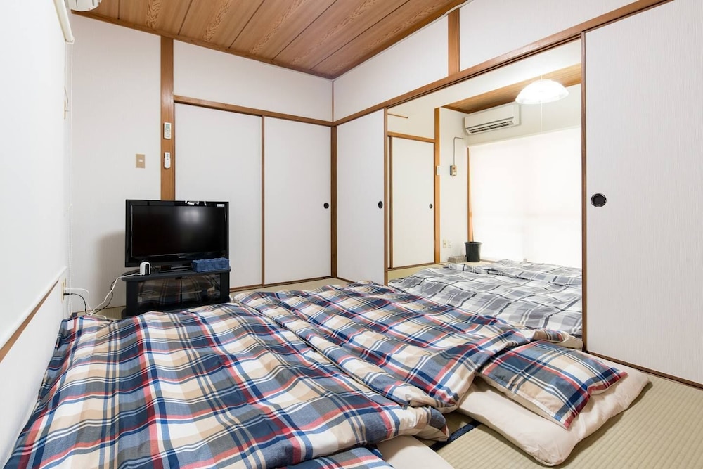 一棟貸し 客室15 | Naha Tomarin House