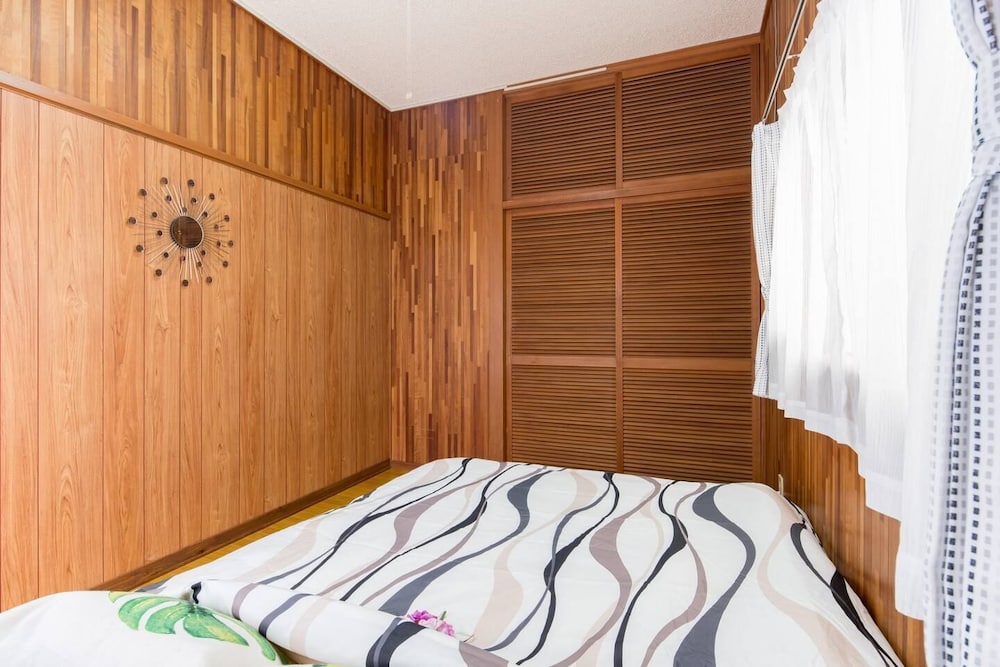 一棟貸し 客室12 | Naha Tomarin House