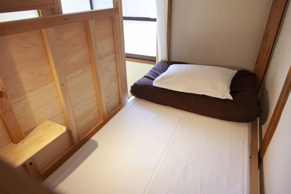 女性限定共同ドミトリー (2名様予約専用)　禁煙 客室2 | Fukuoka Guesthouse SHIP