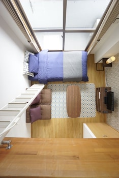 Terry's Apartment Namba South III H09A