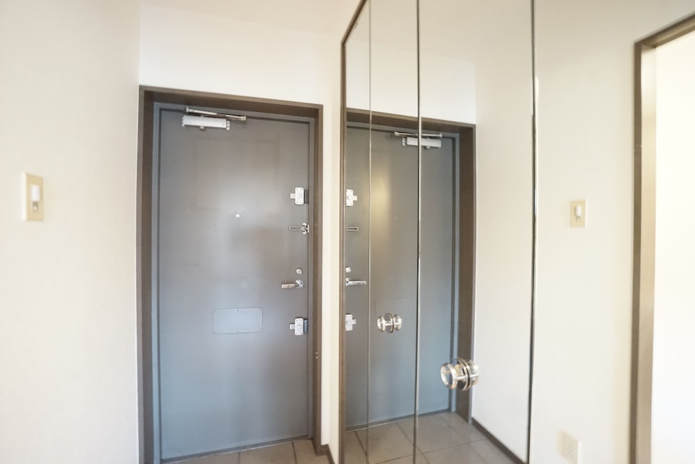 内部エントランス1 | Terry's Apartment Shinsaibashi East I G07C 内部エントランス1 | Terry's Apartment Shinsaibashi East I G07C