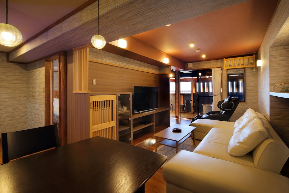 【悠you】ロイヤルスイートルーム 客室1 | 夢みさき