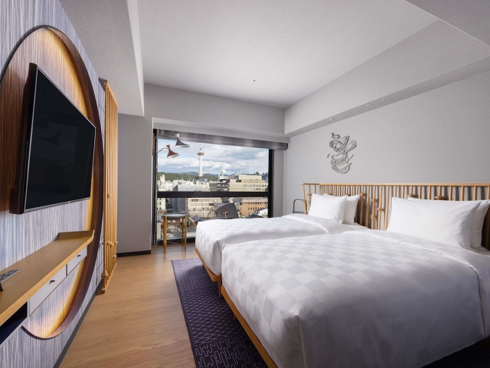 Privilege ルーム シングルベッド 2 台 浴槽 客室8 | メルキュール京都ステーション